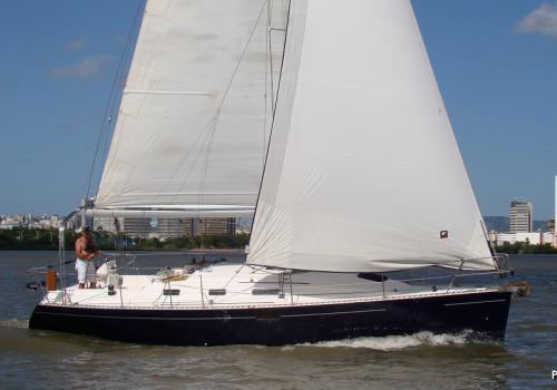 Veleiro Delta 36